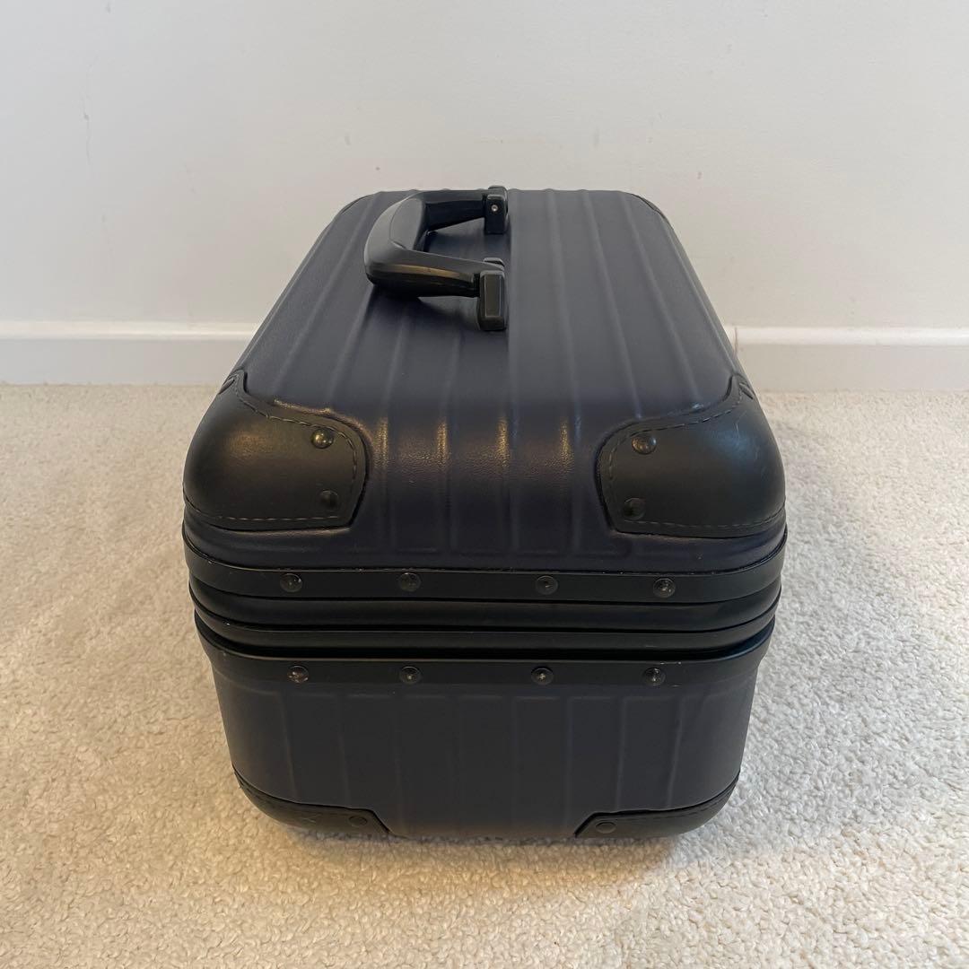 RIMOWA Samba Nova ビューティーケース 18L マットブルー