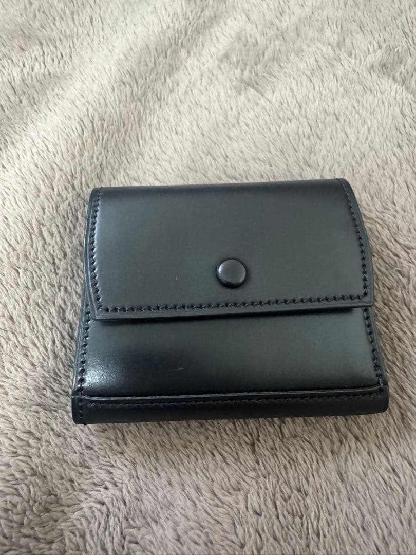 万双　ダブルホーウィン 被せ型財布　ブラック