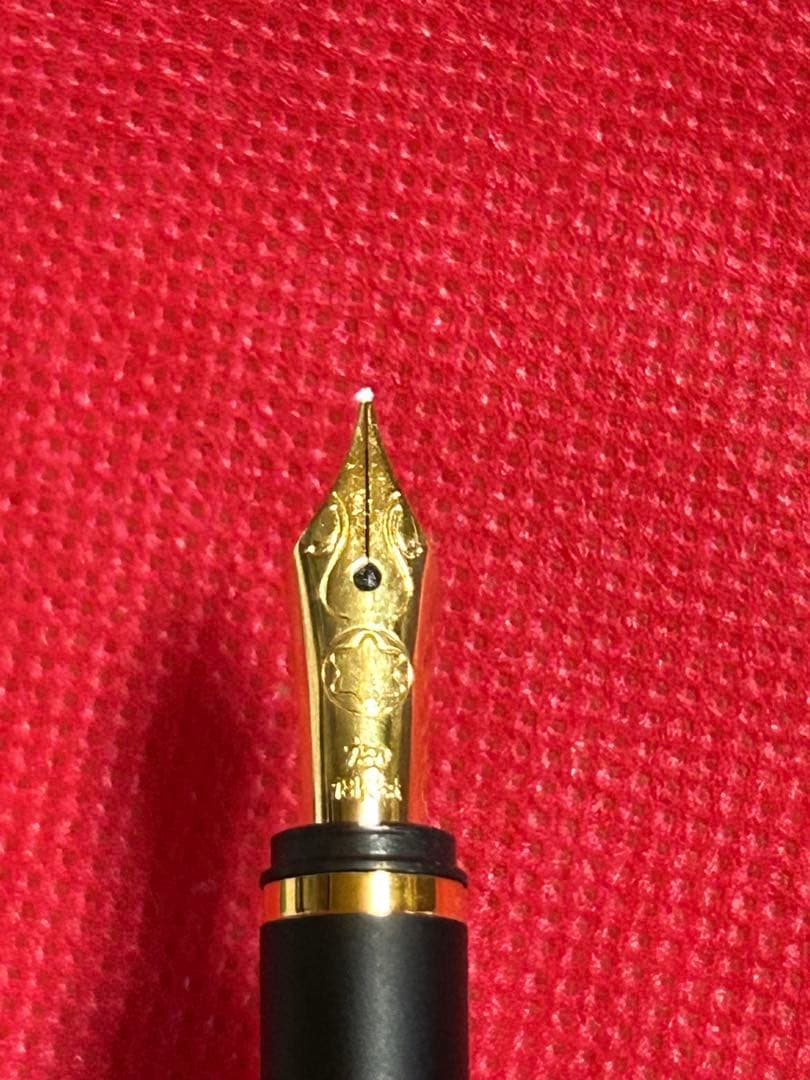 希少カラーモンブランノブレス・オブリージュ緑色の金メッキ万年筆USED