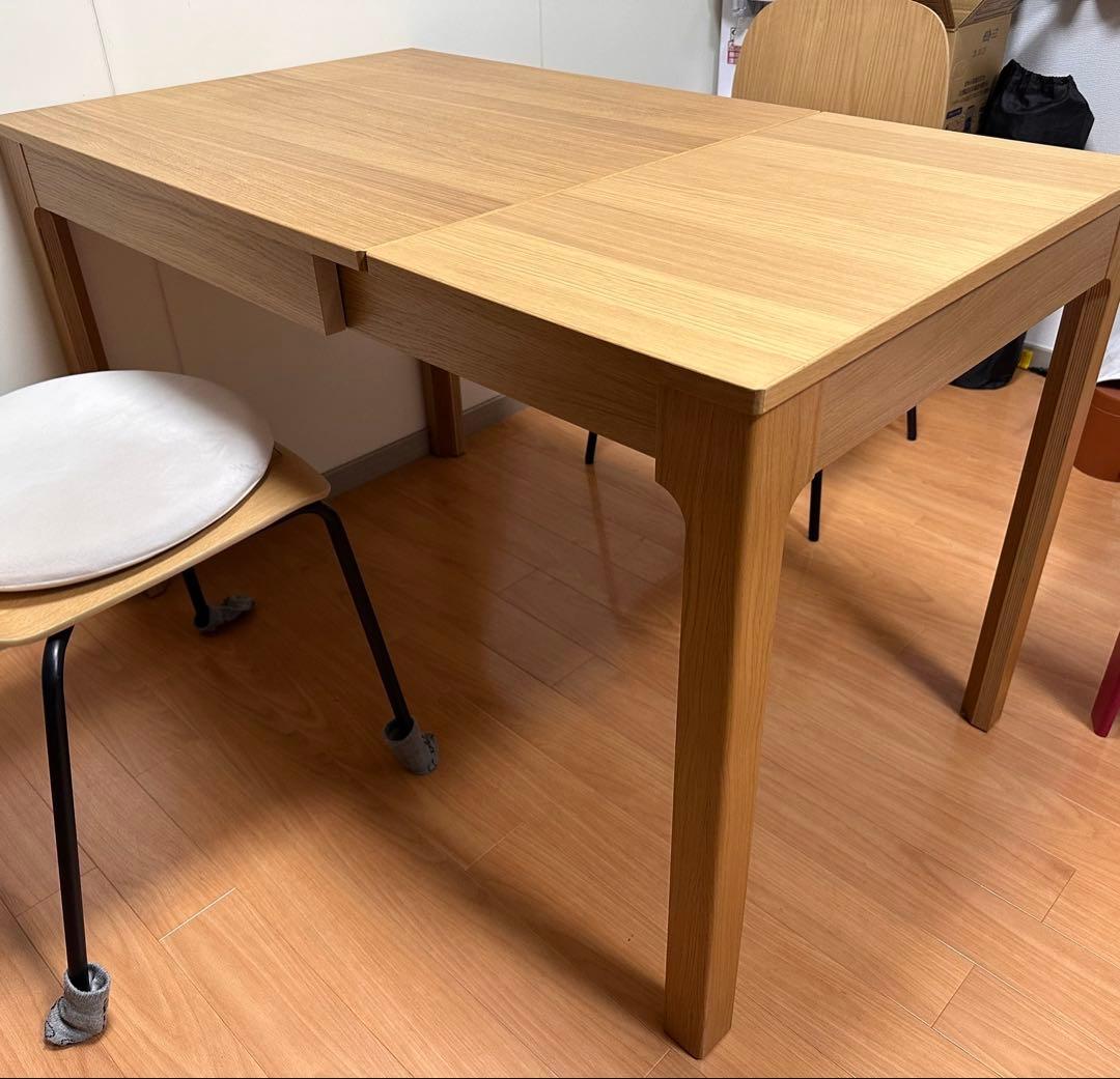 EKEDALEN エーケダーレン　IKEA 伸張式テーブル