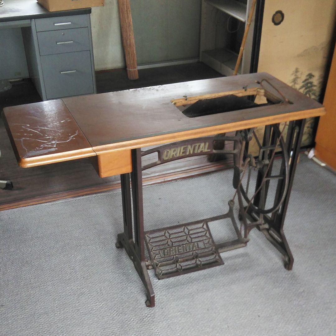 アンティーク　ミシン台