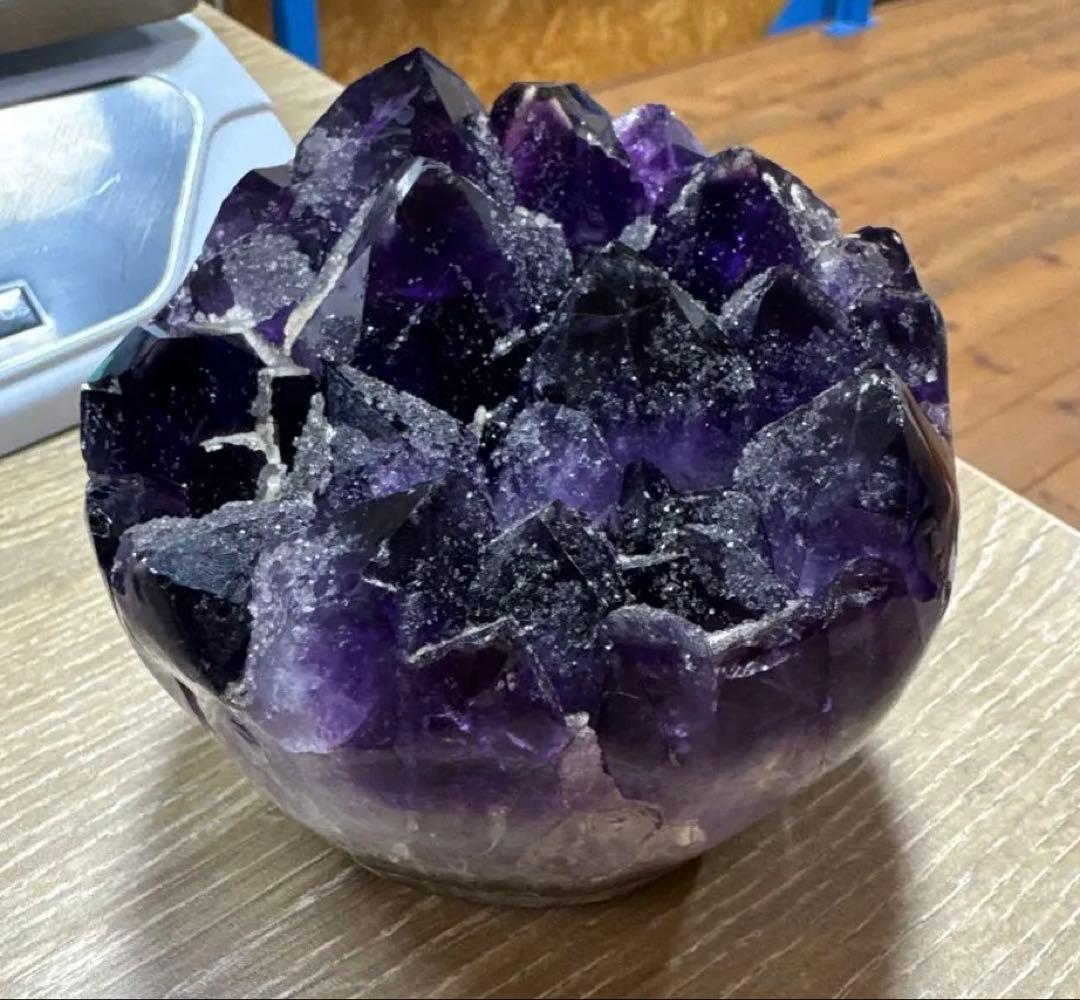 【極上品】ウルグアイ産　アメジストクラスター原石　台座付他　置物