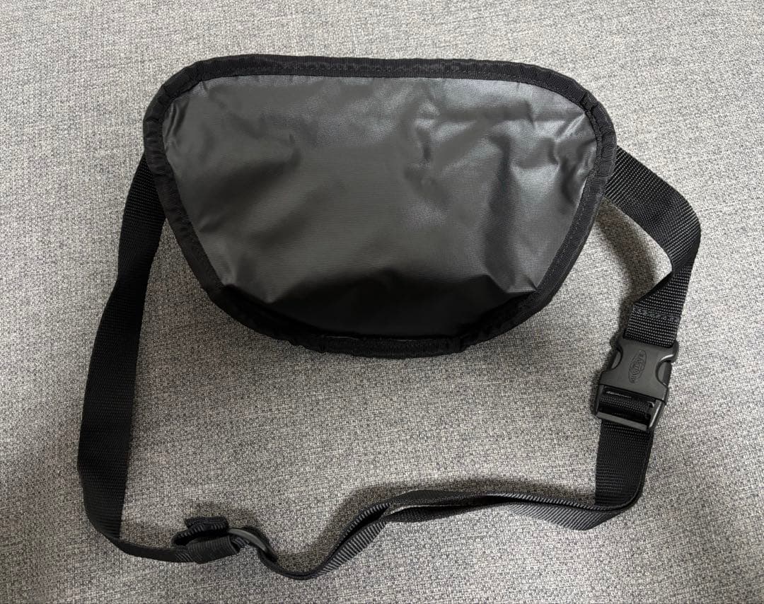 MM6 × EASTPAK コラボ ボディバッグ　ブラック