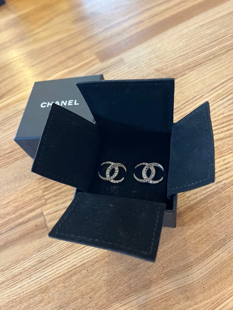 CHANEL ピアス　非売品