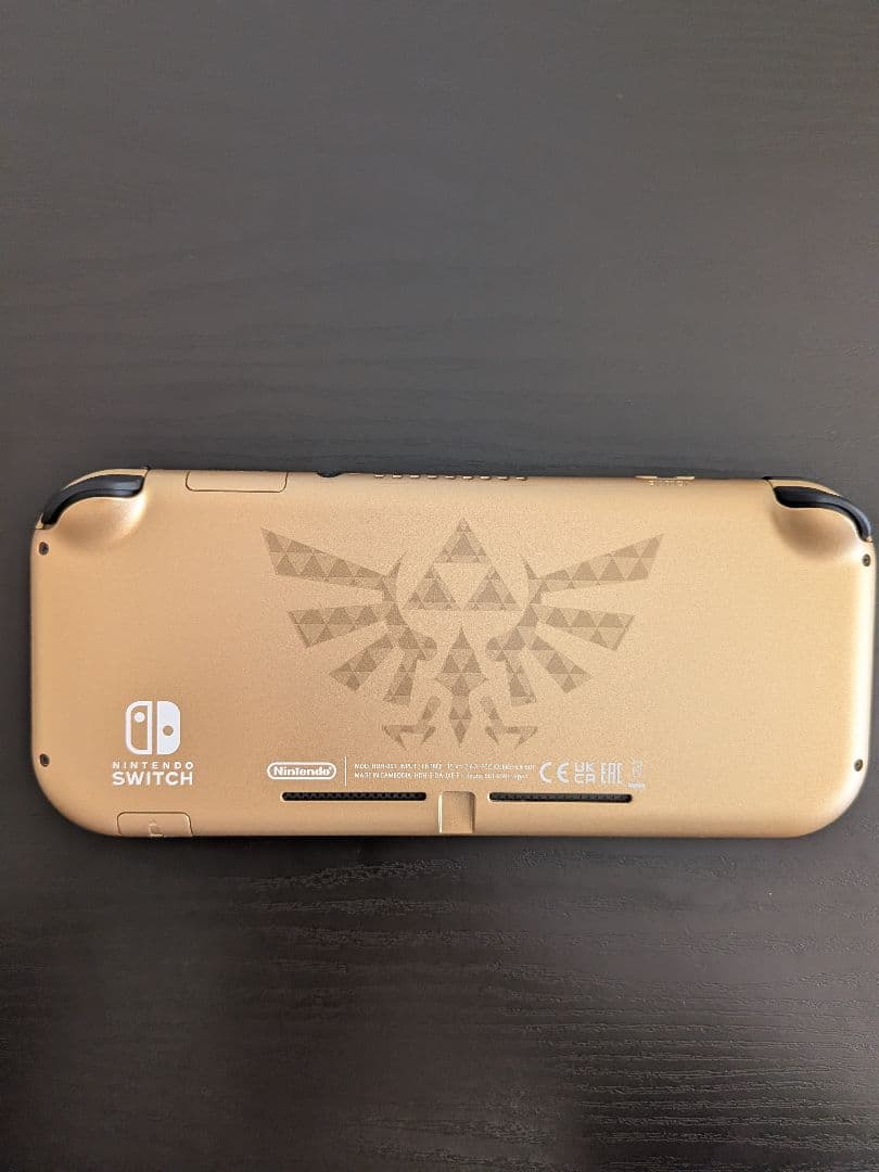 【極美品・完品】Nintendo Switch Lite ハイラルエディション