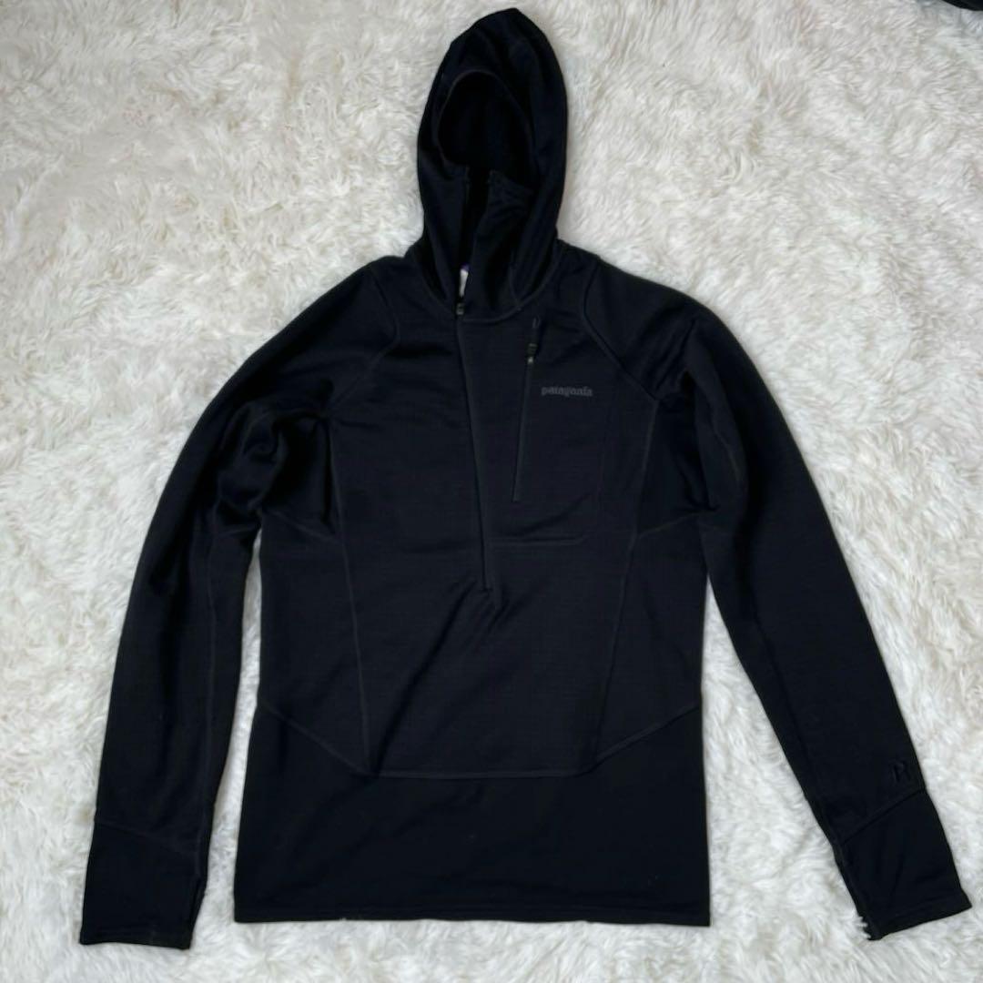 patagonia メンズ S ブラック パーカー