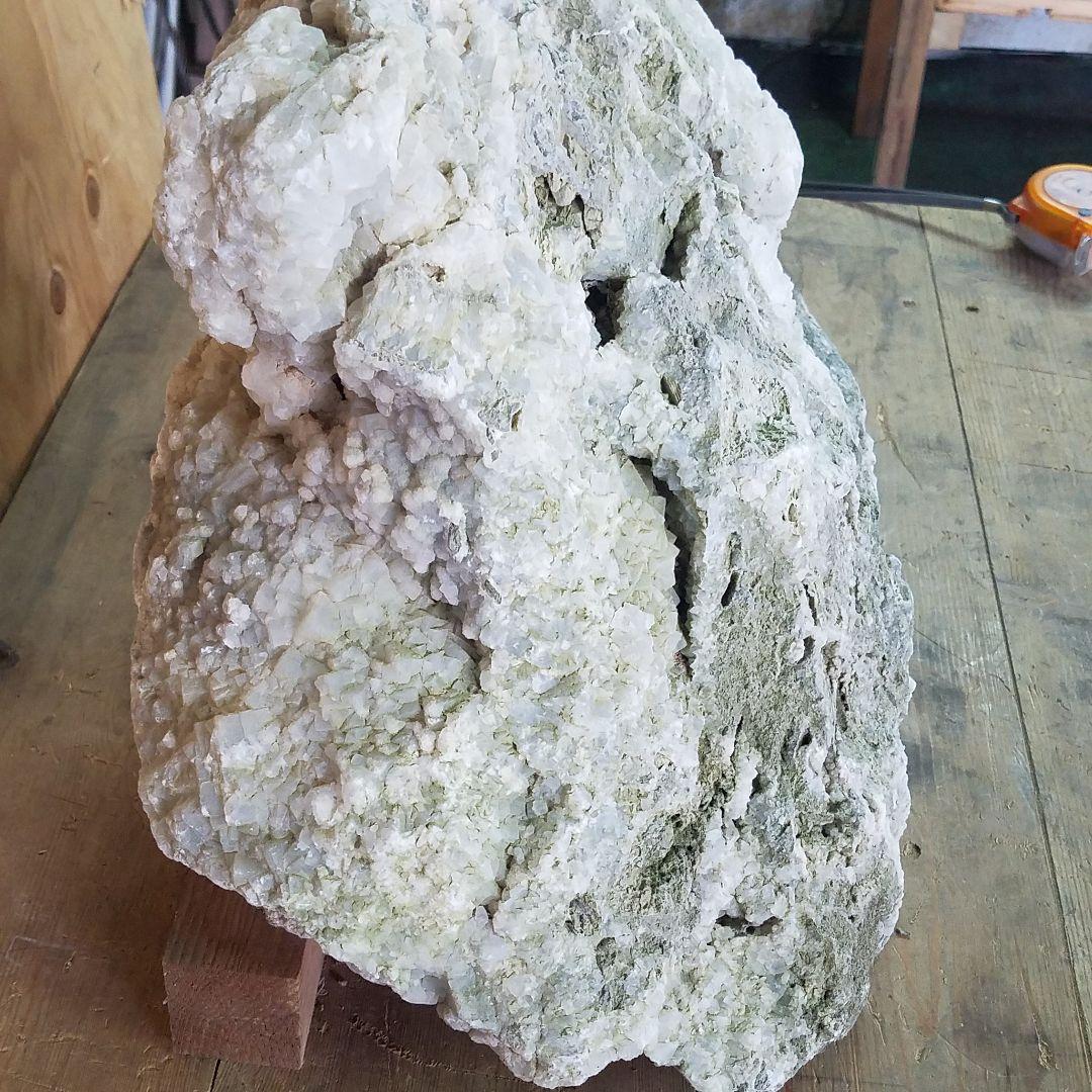 天然石　水晶　原石　庭石