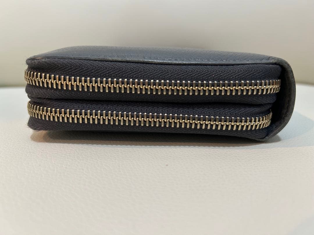 Gucci 大容量ダブルジッパー長財布