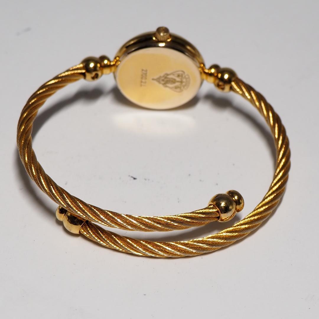 美品 グッチ GUCCI バングルウォッチ 2700L シェル 腕時計 H457