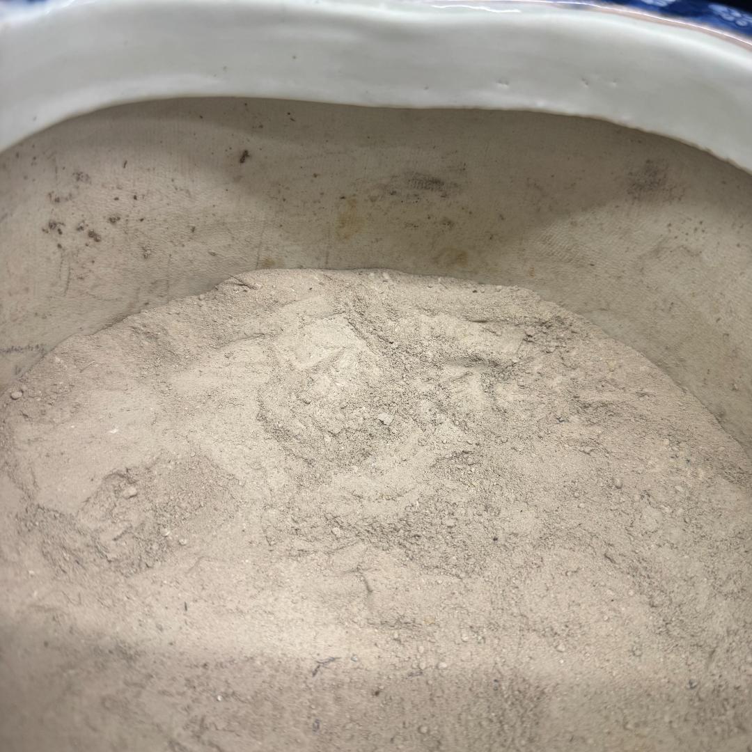 希少！！　古伊万里 火鉢　金襴手立体浮彫 染付