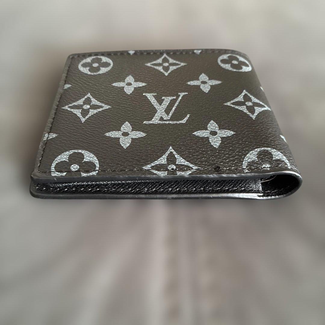 Louis Vuitton 二つ折り財布 グレー モノグラム