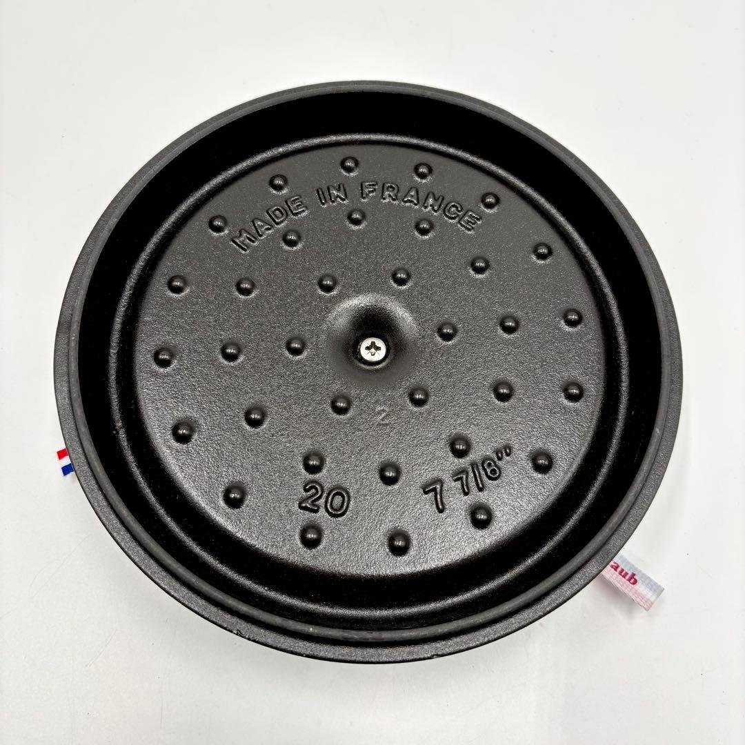 【未使用品】 staub ストウブ 両手鍋 ココットラウンド 20cm ブラック