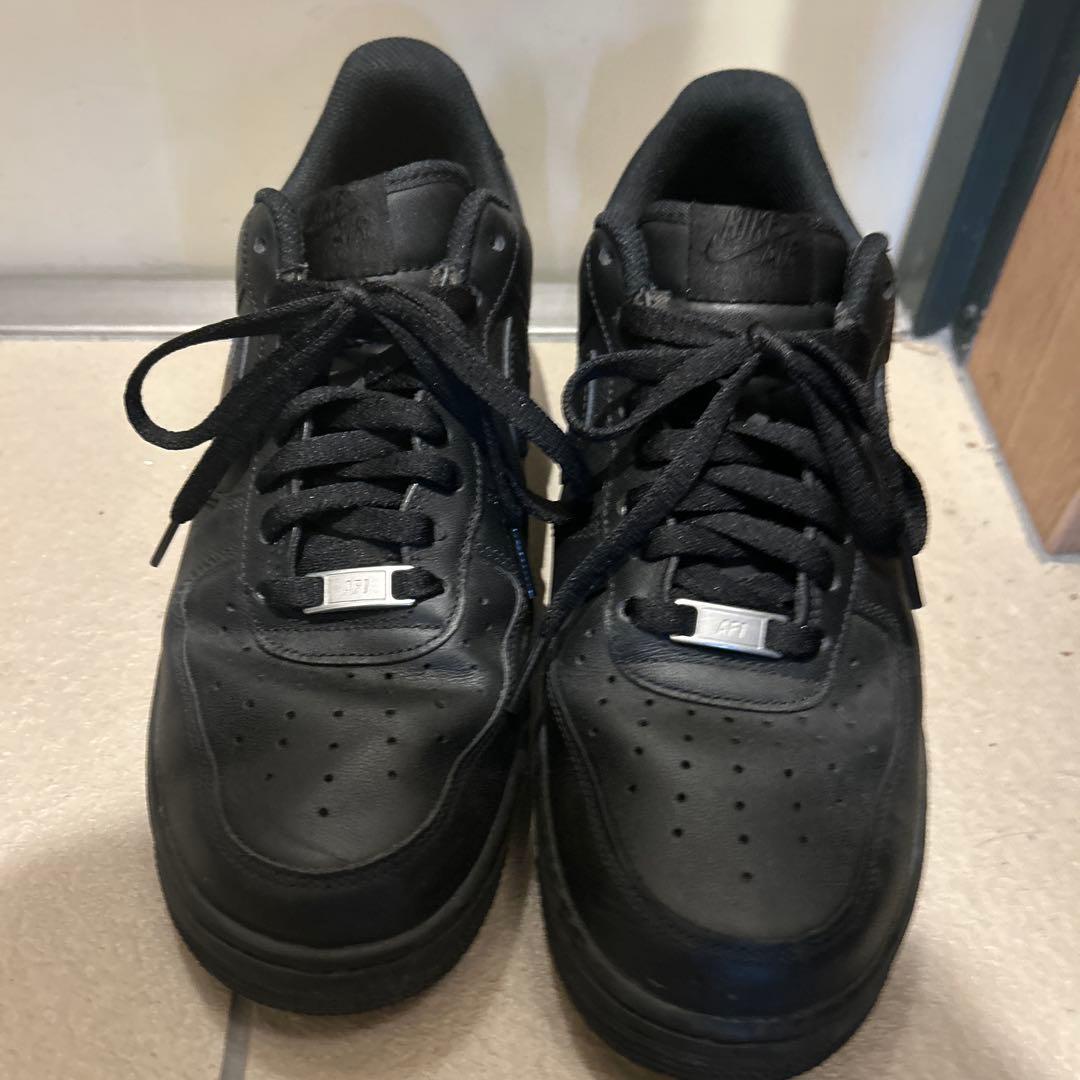 だ*ん様 Nike Air Force 1 ブラックスニーカー