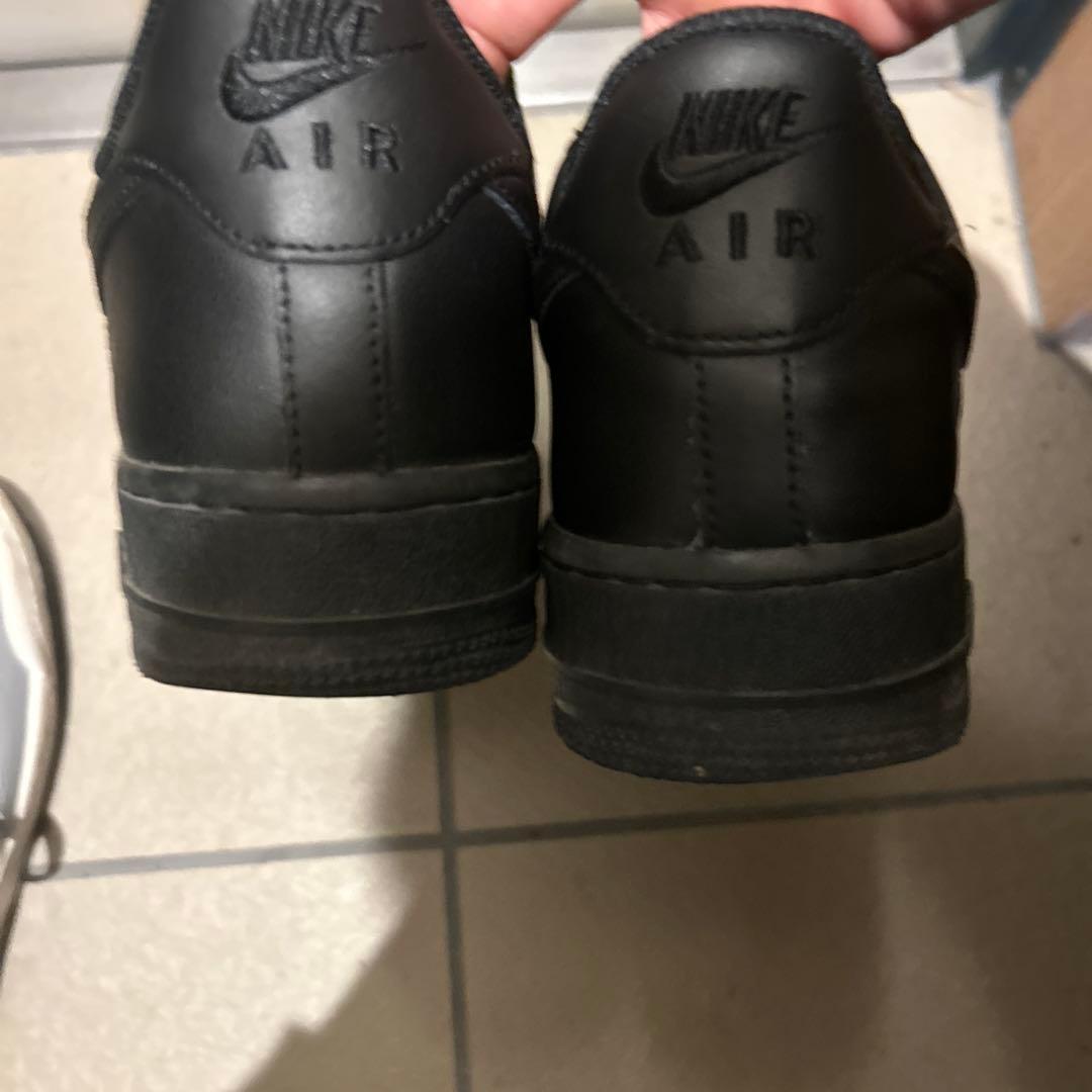 だ*ん様 Nike Air Force 1 ブラックスニーカー