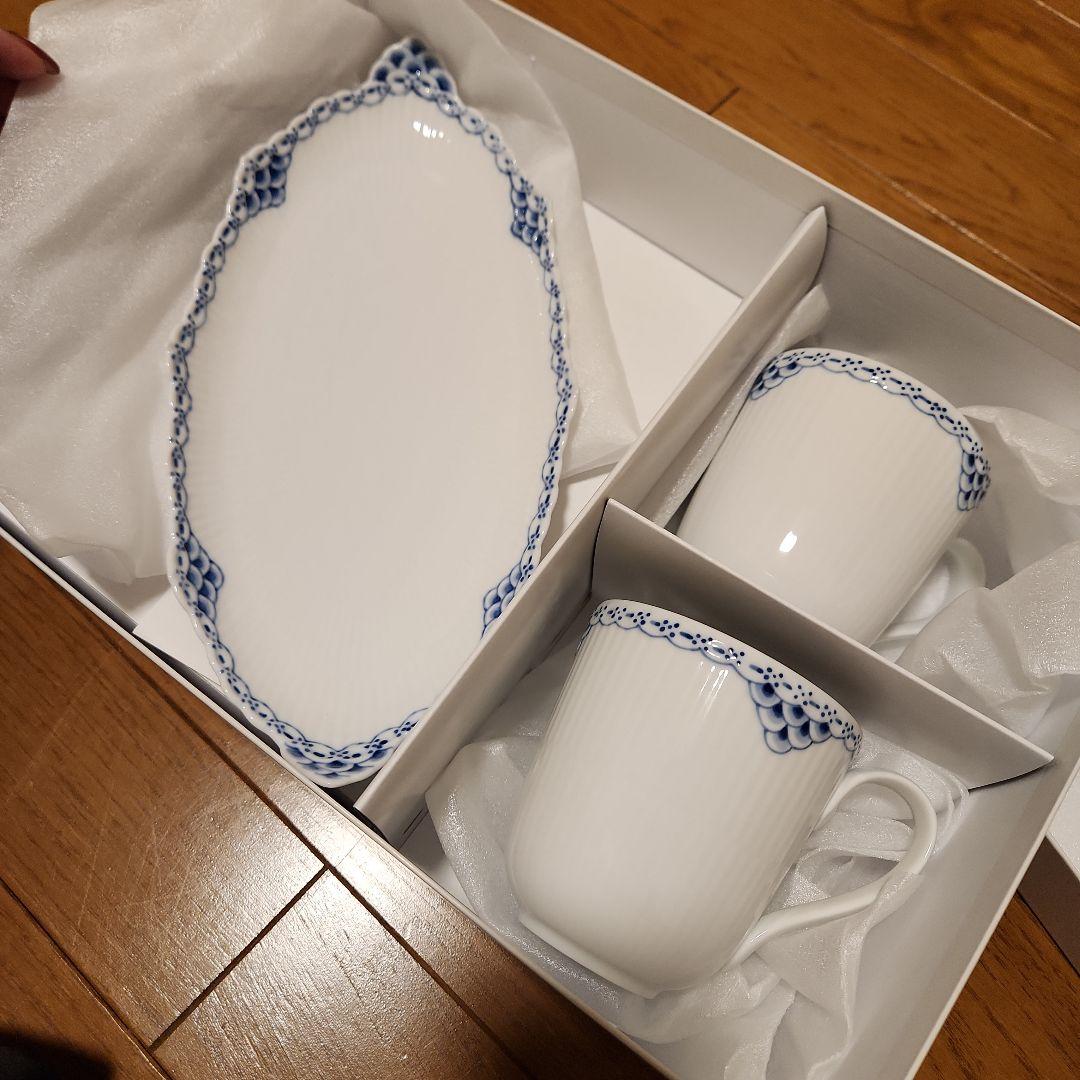 【新品未使用】ロイヤルコペンハーゲン食器セット