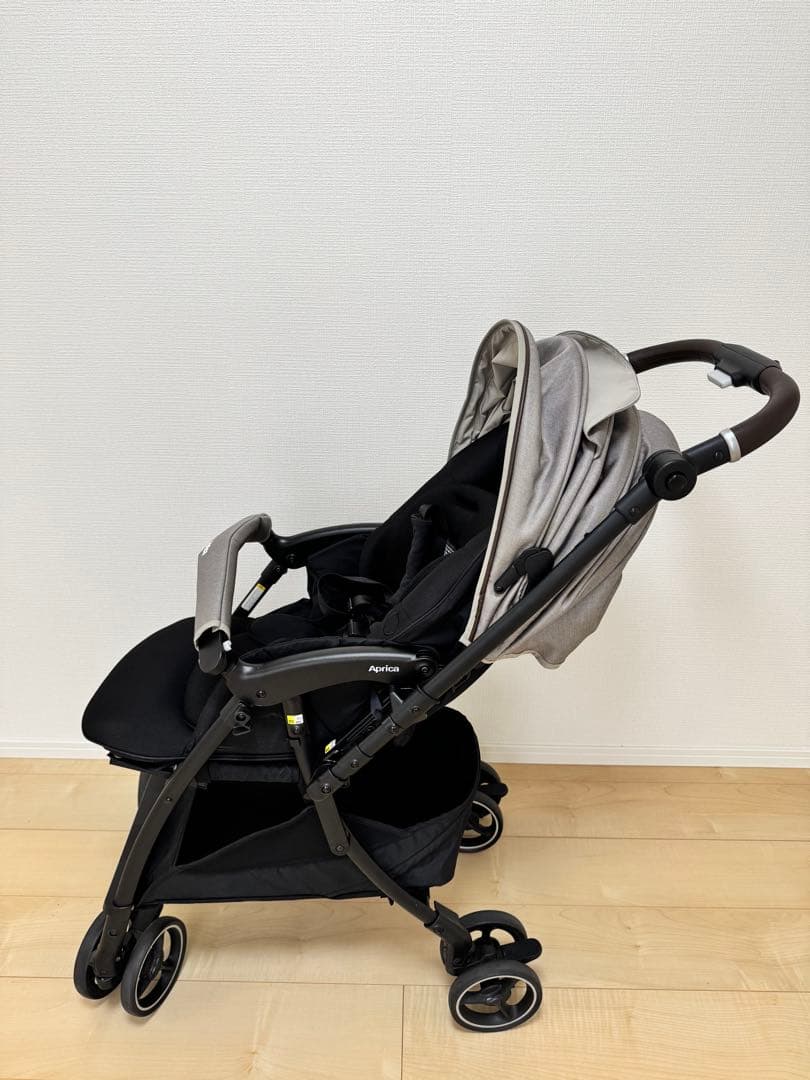 Aprica ベビーカー ラクーナクッションフリープラス