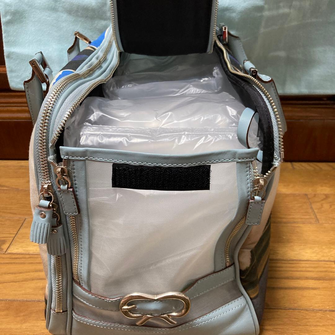 ANAY HINDMARCH.ポストン