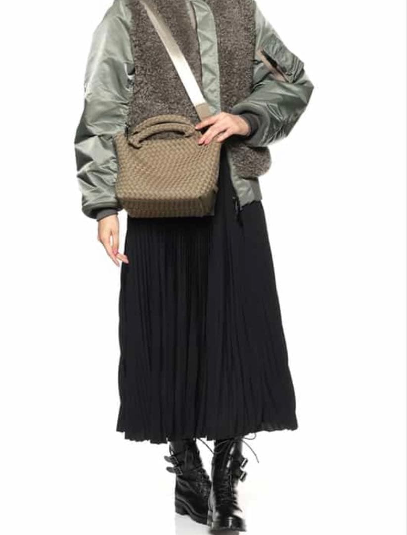 値下げ　美品　ナゲディ　スモールトートバッグ