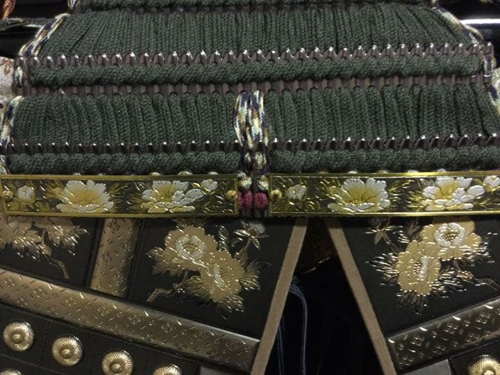 兜人形★総彫金造り京風仕立て★琇山