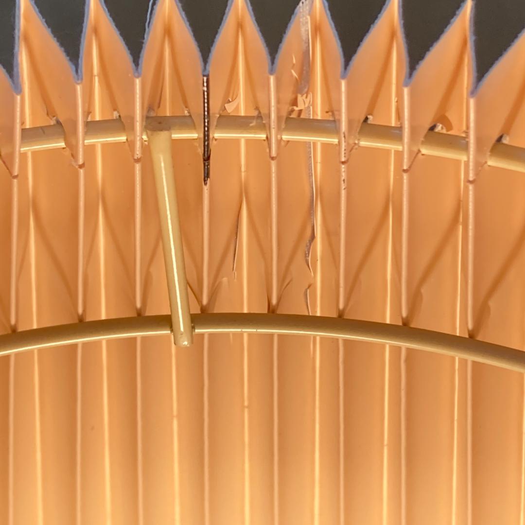 木製フロアスタンド　ベッドサイドフロアランプ　テーブル付ライト　間接照明レトロ