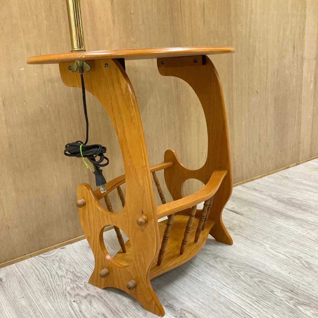 木製フロアスタンド　ベッドサイドフロアランプ　テーブル付ライト　間接照明レトロ