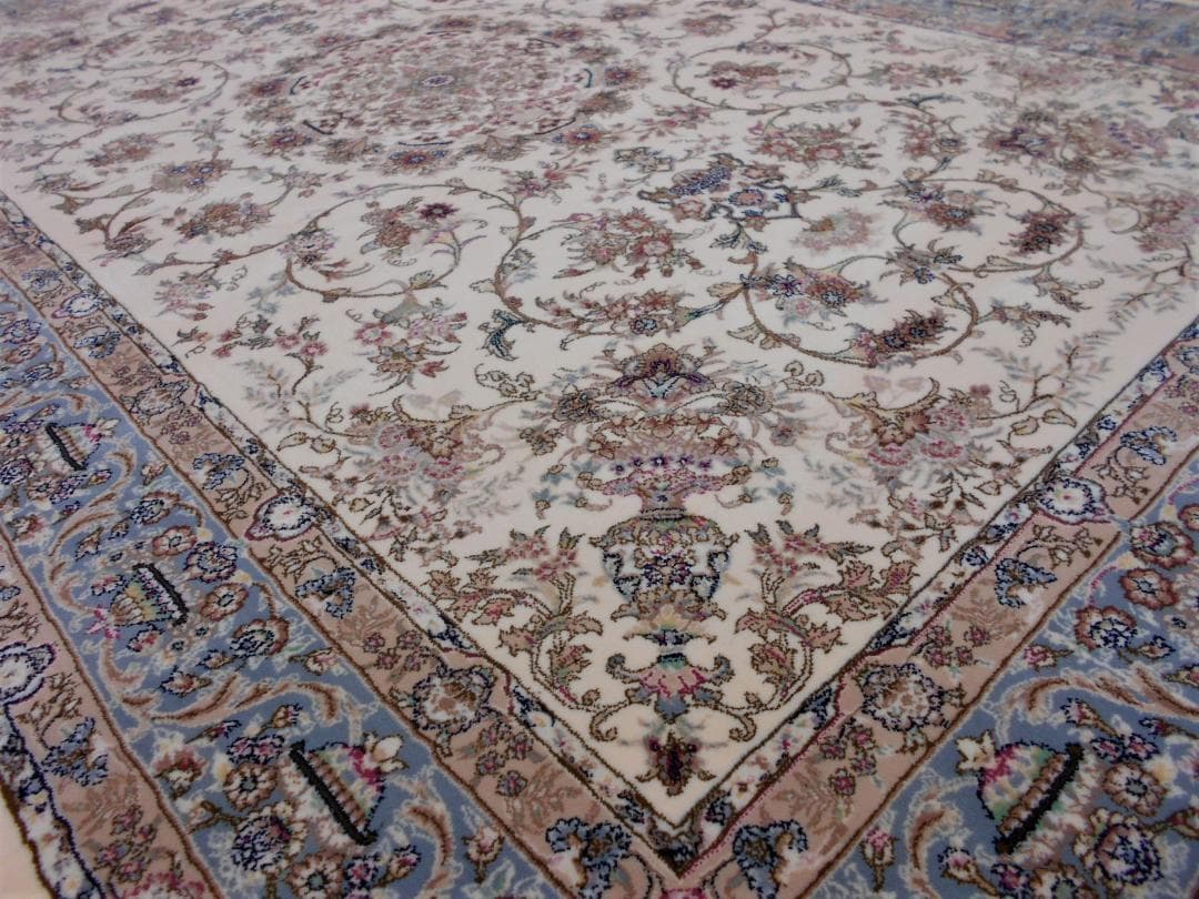 170万ノット！輝く、多色織絨毯！本場イラン産 150×225cm‐200901