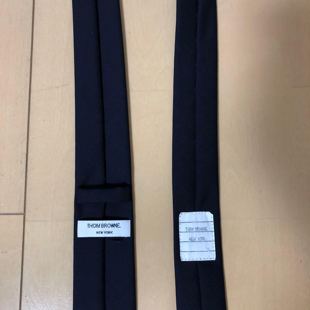 トムブラウン　ネイビーソリッドタイ　ウール