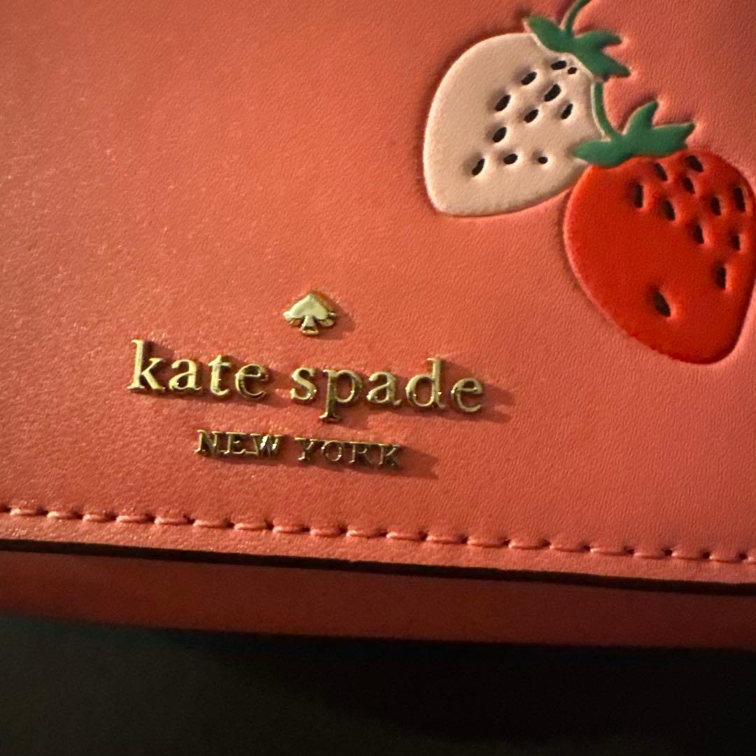 Kate Spade ストロベリー　三つ折り財布