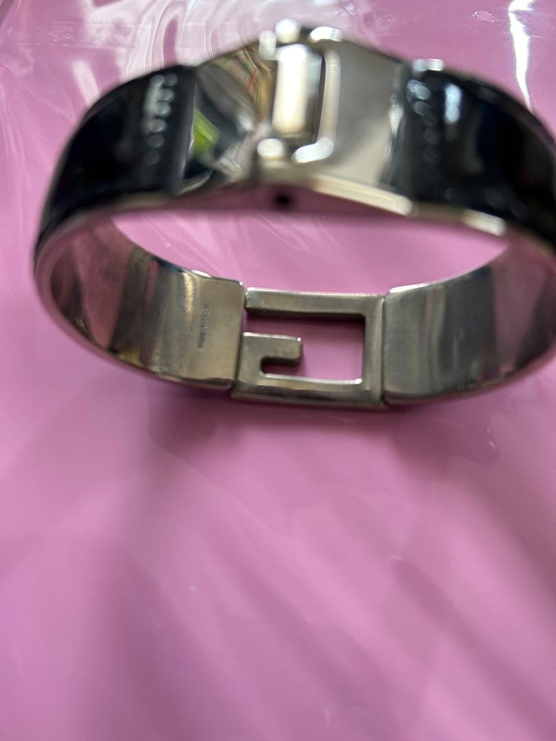 GUCCI グッチ バングル
