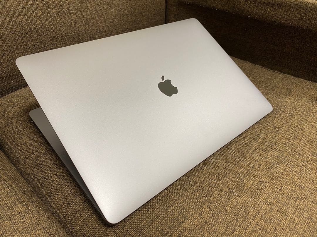 MacBook Pro 16インチ　US　i7-16GB-512 オフィス永続