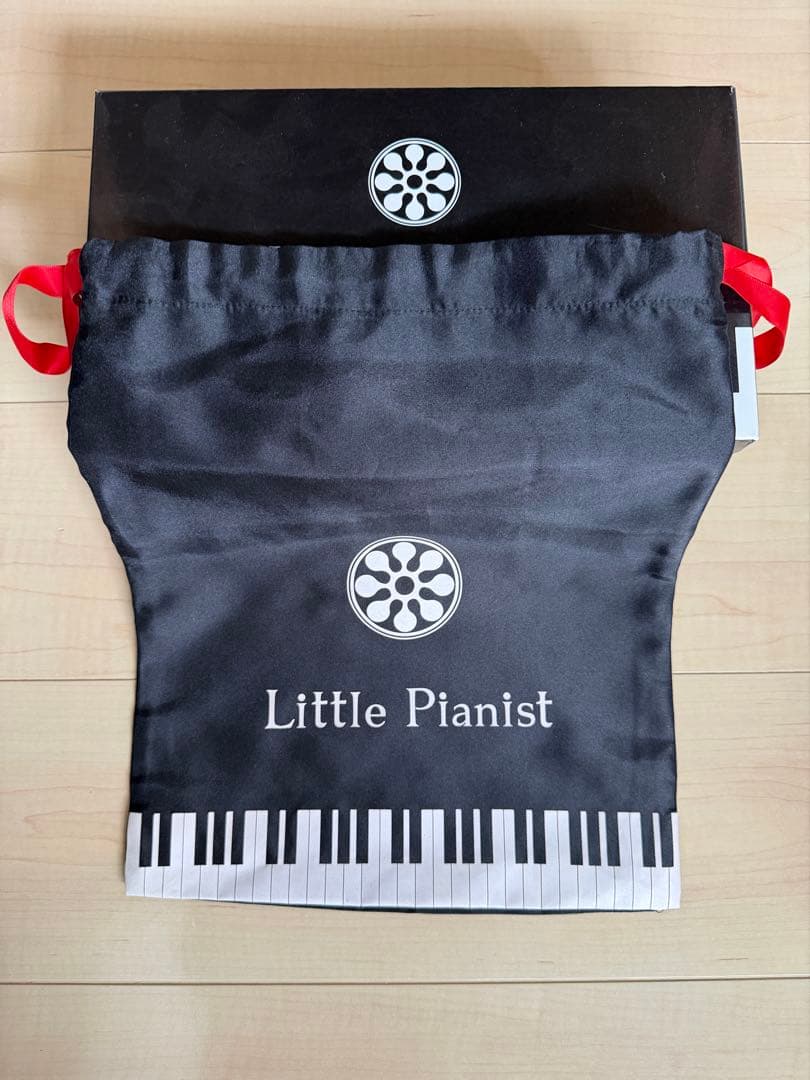 リトルピアニスト Little Pianist 24.5cm