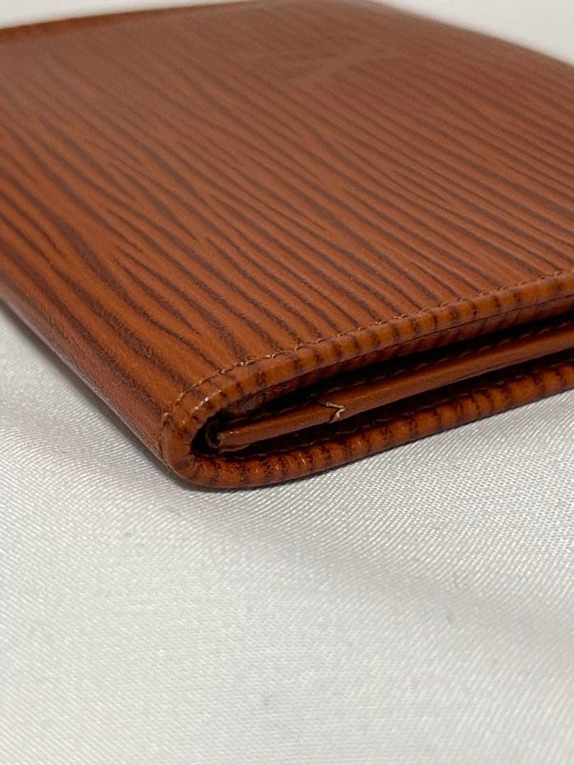 美品　LOUIS VUITTON キュベットスプール ケース 小銭入　エピ