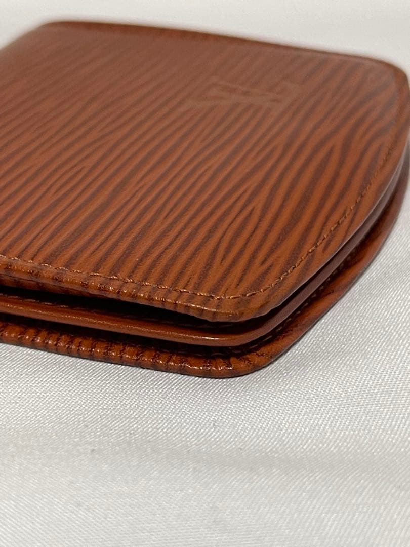 美品　LOUIS VUITTON キュベットスプール ケース 小銭入　エピ