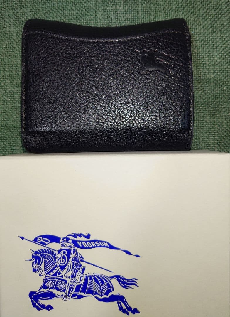 BURBERRY 三つ折り財布 ブラック