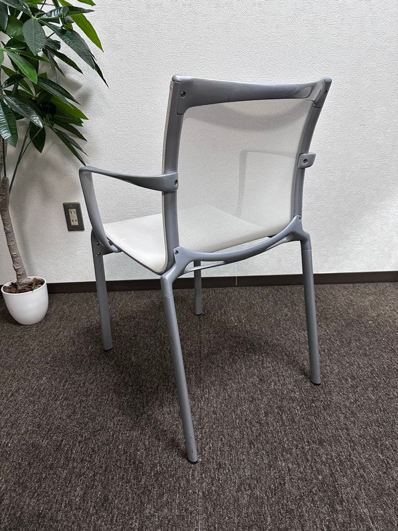Cassina ixc. Alias アリアス ハイフレームスタッキングチェア①