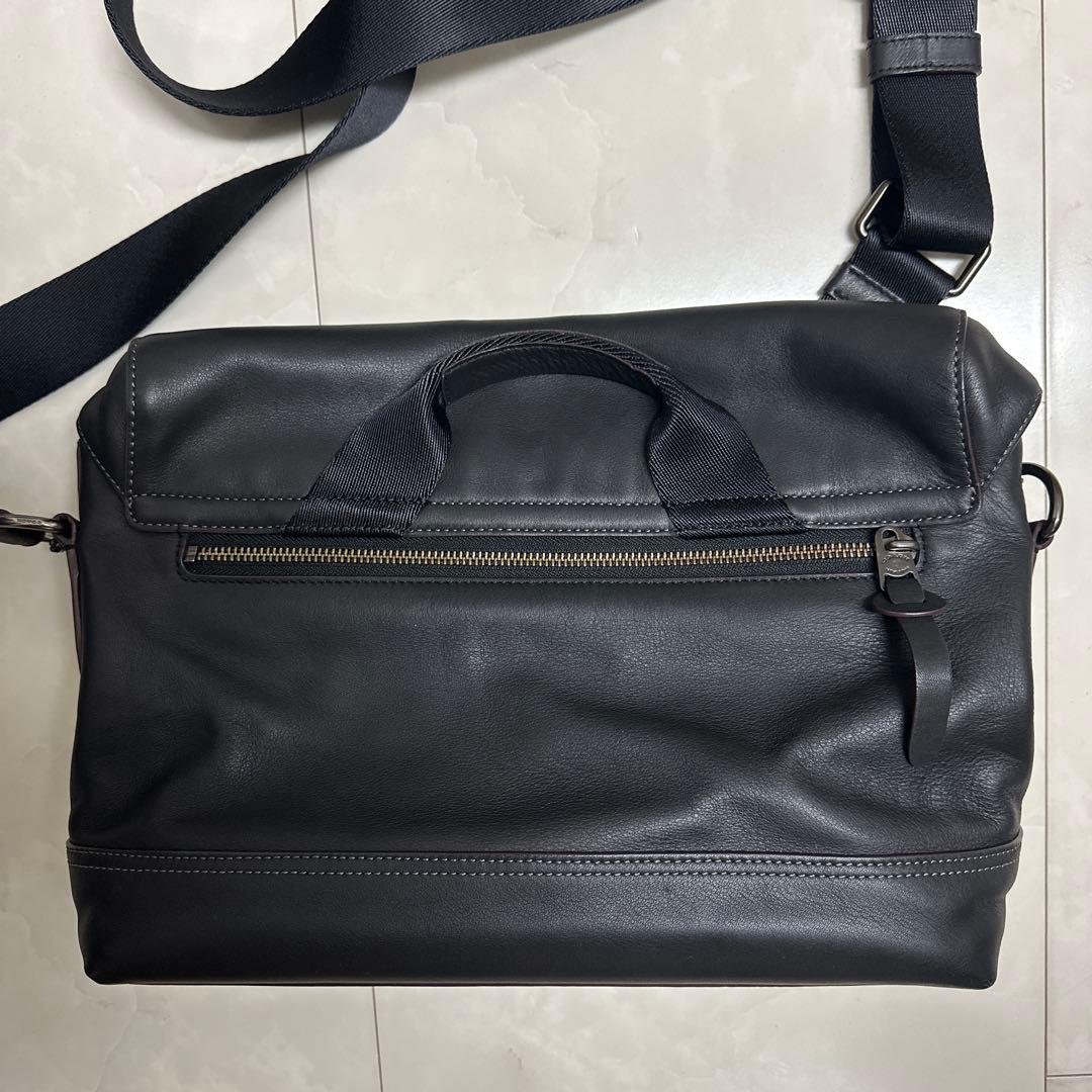 コーチ　メッセンジャーバッグ