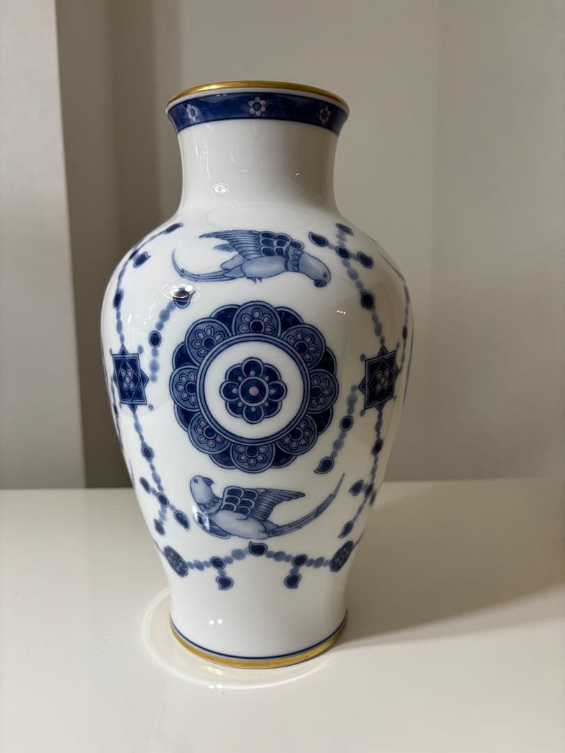 大倉陶園 OKURA 金彩呉須更紗鳥絵 フラワーベース 花瓶 インテリア