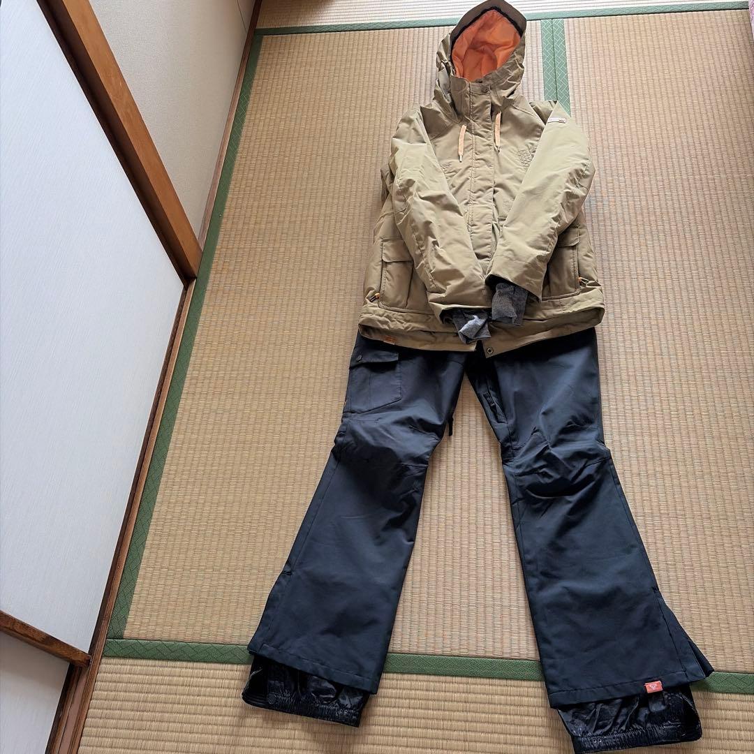 ROXYスノーボードウェア上下セット