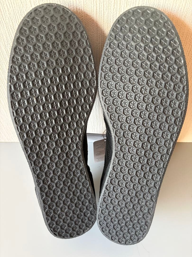 【新品未使用】アディダス ガゼル CQ2809 ブラック 25.5cm