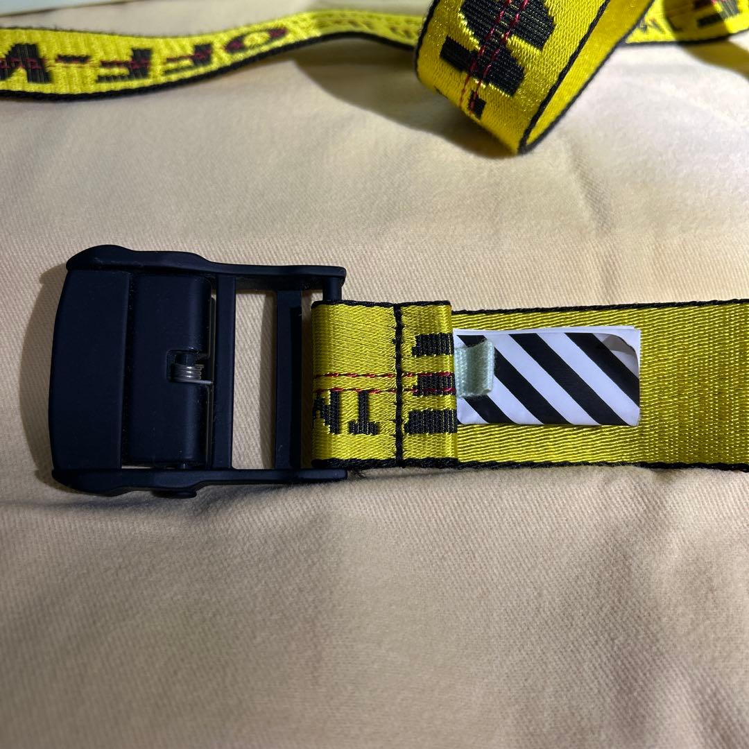 OFF-WHITE ベルト 5,400 lbs