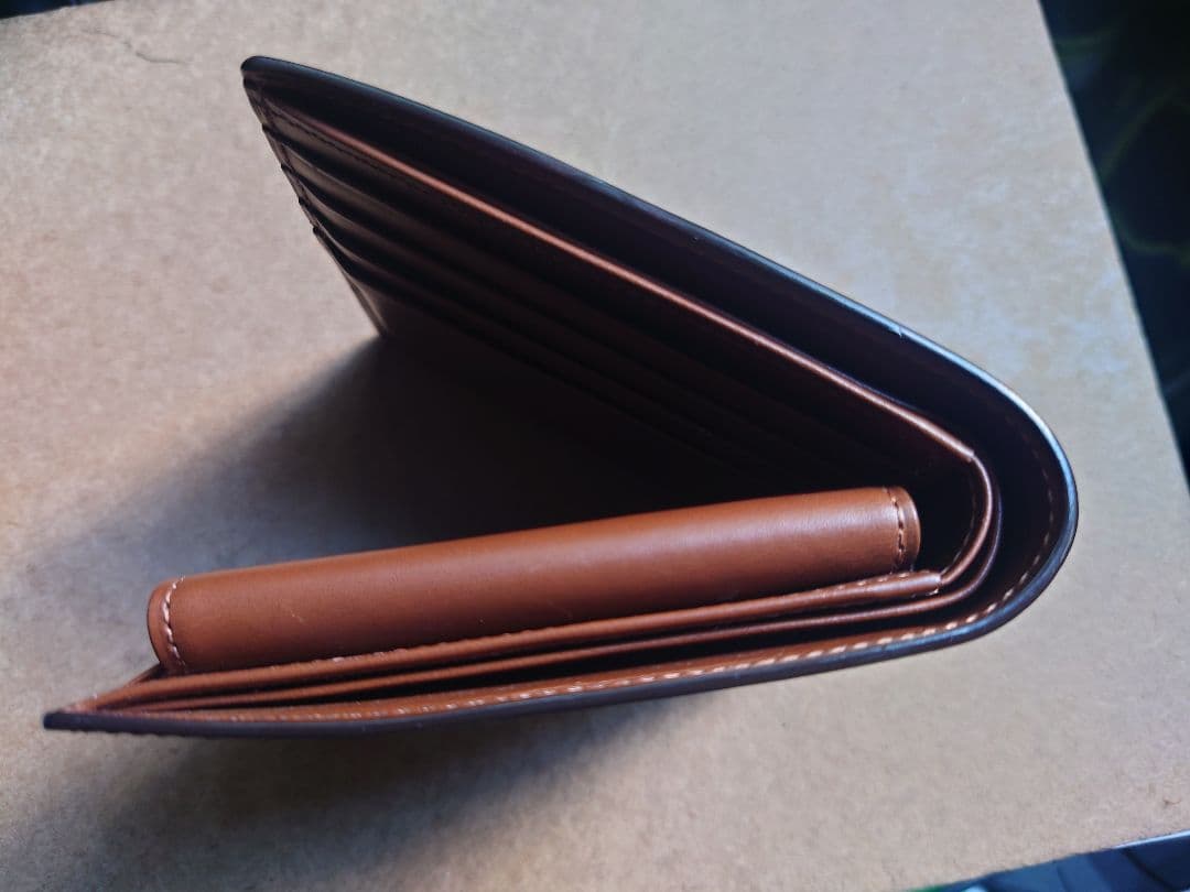 ココマイスター 折り財布