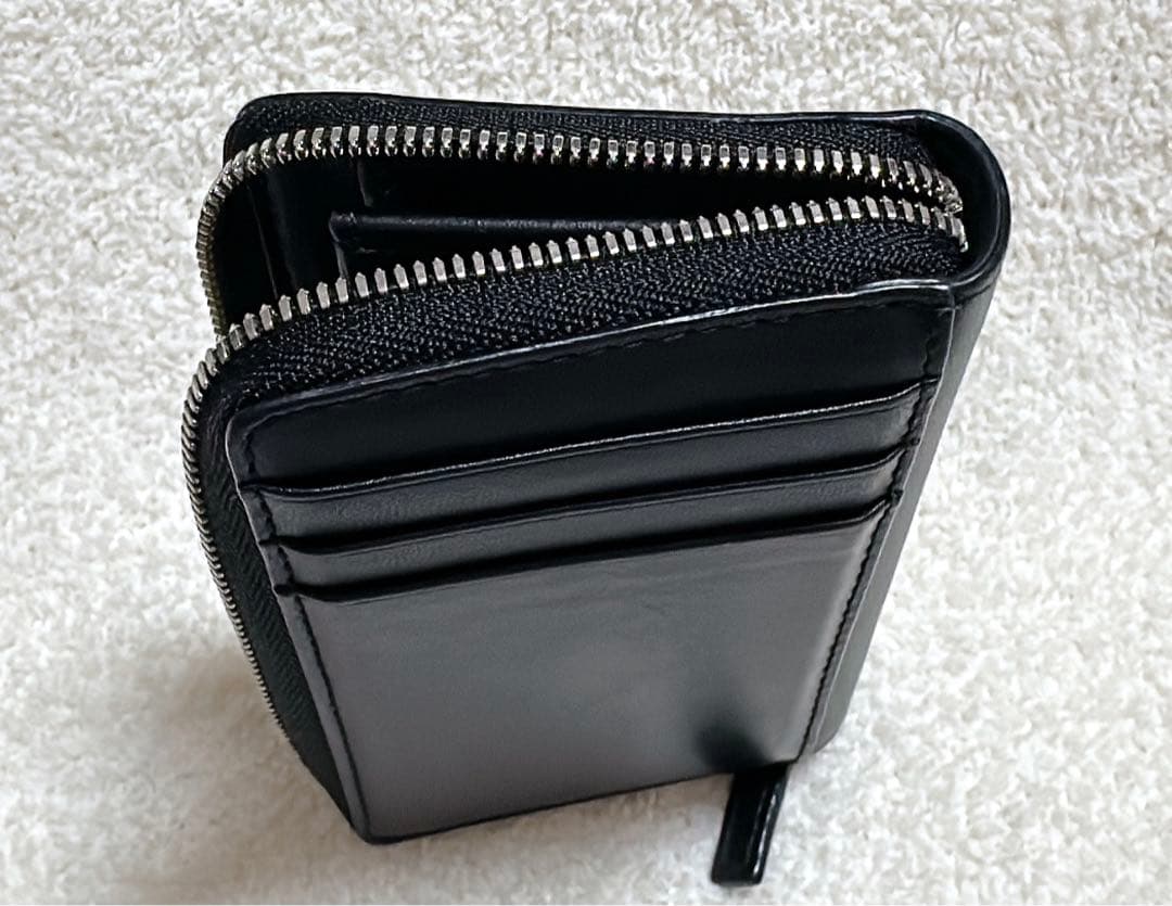 BALENCIAGA ケース　ラウンドジップ　ファスナー