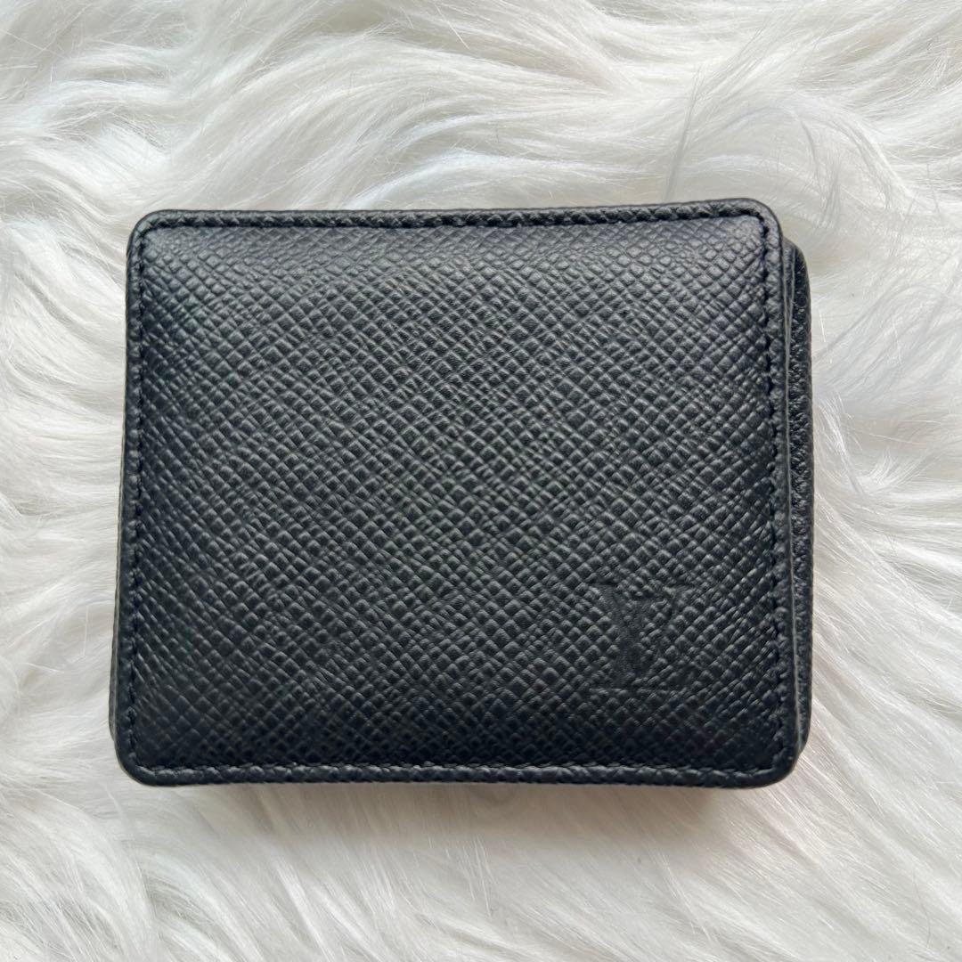 ✨美品✨ルイヴィトン　ケース　タイガレザー　ブラック　メンズ　M30382