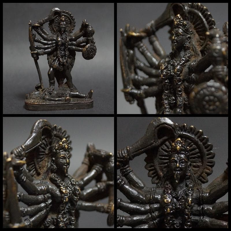 チベット 銅製金工細工『戦いの女神カーリー』 懐中仏 お守り仏 根付緒締玉提げ物