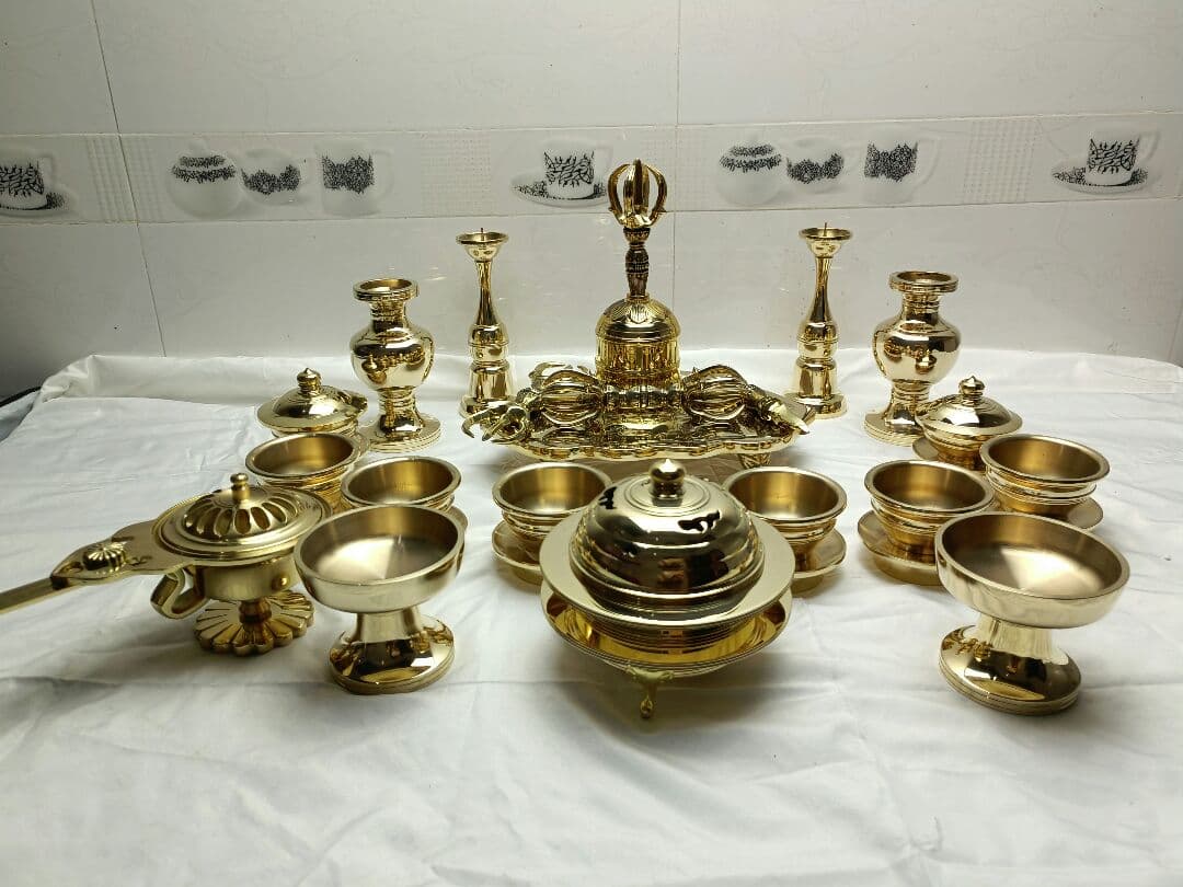 【修縁堂】チベット仏教法器 真言宗 21点セット 密教 一面器 寺院用仏具 真鍮