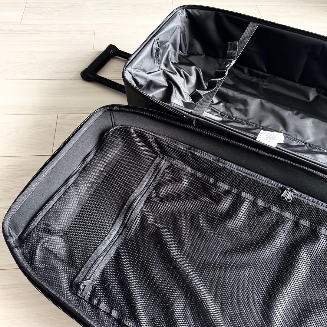 【OAKLEY 】大容量　オークリー　ブラック キャリーケース　美品