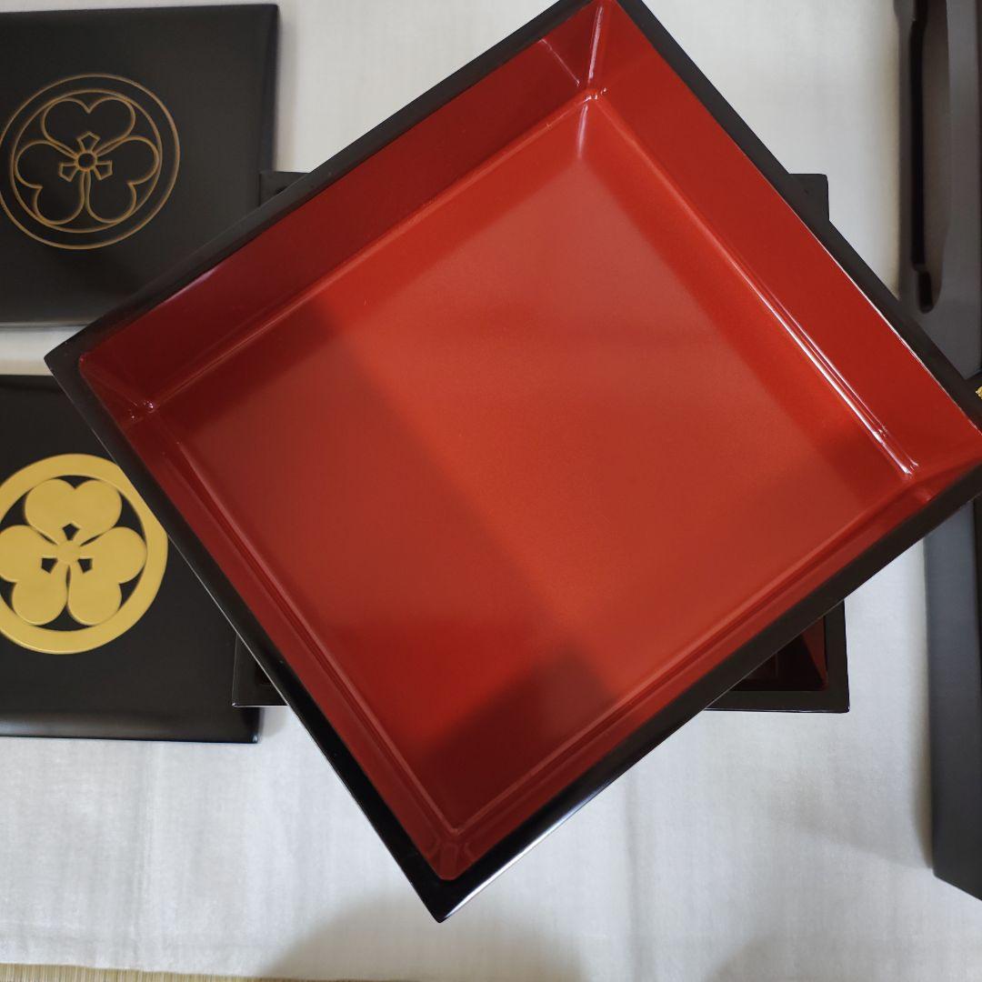 輪島塗　五段重箱　台付