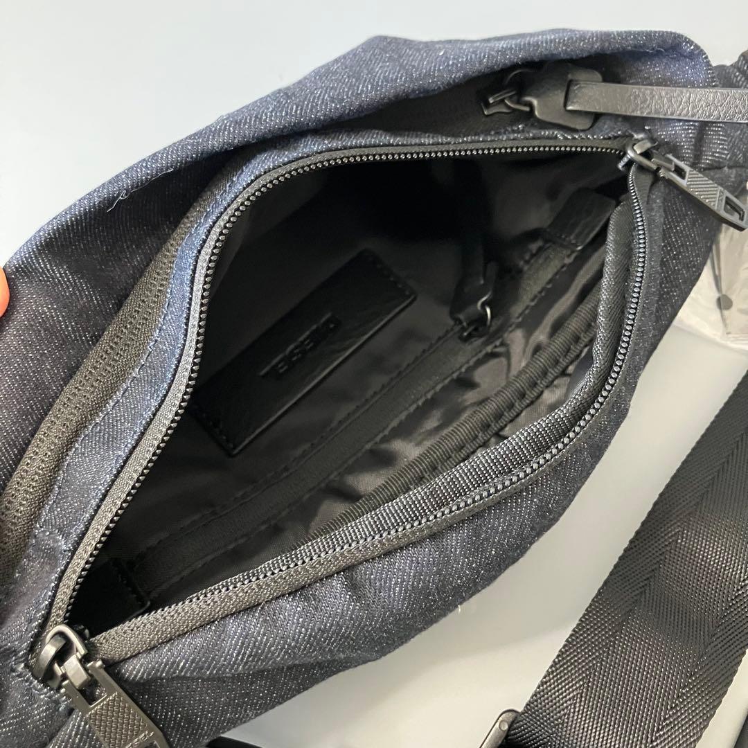 未使用品 DIESEL ディーゼル 濃紺インディゴ ボディバッグ/ウエスト