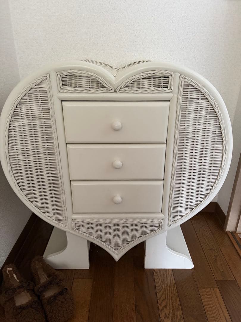 ハートラタンチェスト