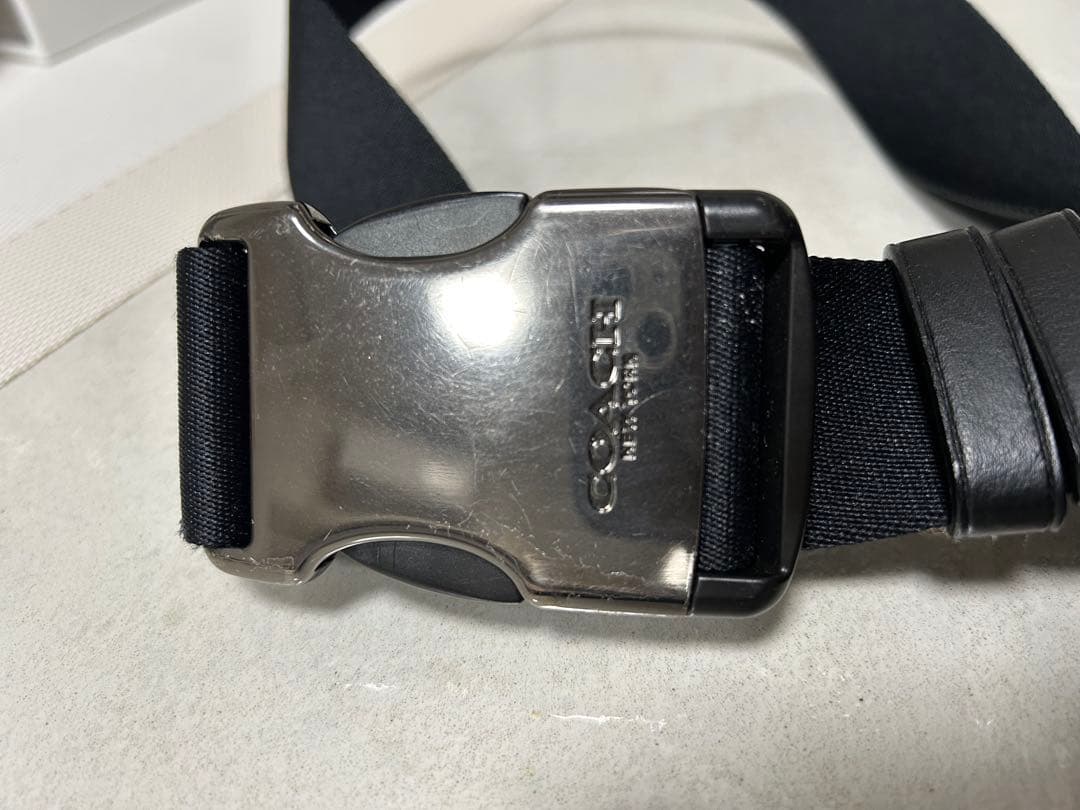 COACH ボディバッグ ブラック レザー